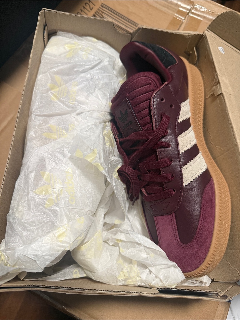 Adidas Men's Samba XLG Originals Maroon Wonder Beige Sneakers JQ2388 Sz 10 - Picture 2 of 5